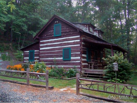 421 Norman Road Clyde, NC 28721 - Photo 19 of 24