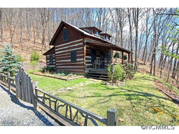 421 Norman Road Clyde, NC 28721 - Photo 3 of 24