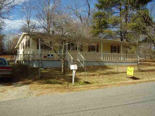 125 Garrett Road Mayo, SC 29323 - Photo 1 of 4