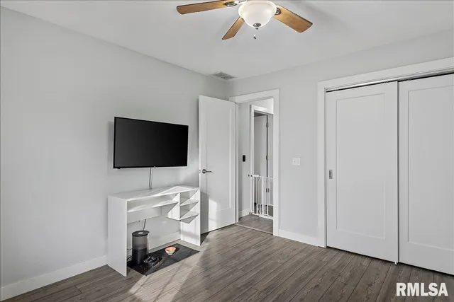 $380,000 | 212 Gloucester Court, Chatham, IL 62629