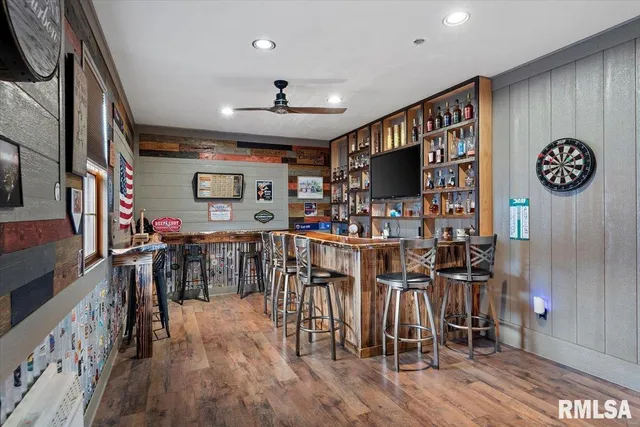 $380,000 | 212 Gloucester Court, Chatham, IL 62629