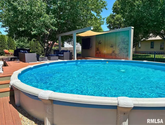 $370,000 | 212 Gloucester Court, Chatham, IL 62629