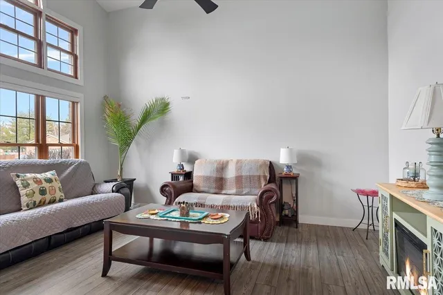 $380,000 | 212 Gloucester Court, Chatham, IL 62629