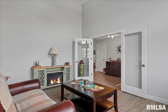 $380,000 | 212 Gloucester Court, Chatham, IL 62629