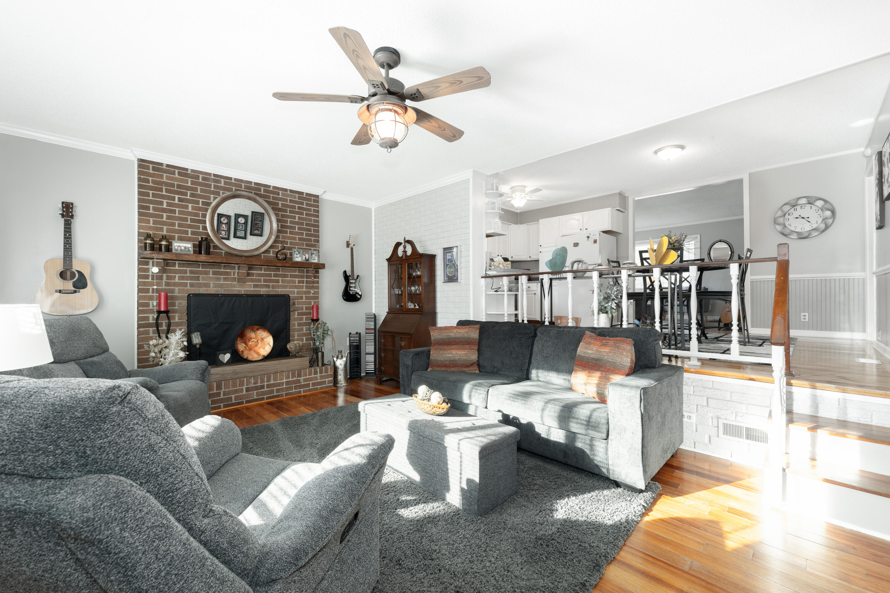 107 State Rd S-8-433 Moncks Corner, SC 29461 - Photo 12 of 38 Family/Den