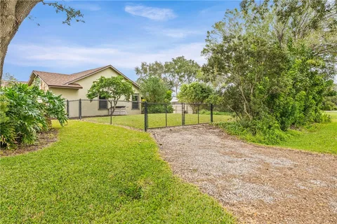 $335,000 | 1092 Topsail Lane, Sebastian, FL 32958