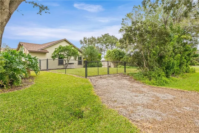$335,000 | 1092 Topsail Lane, Sebastian, FL 32958