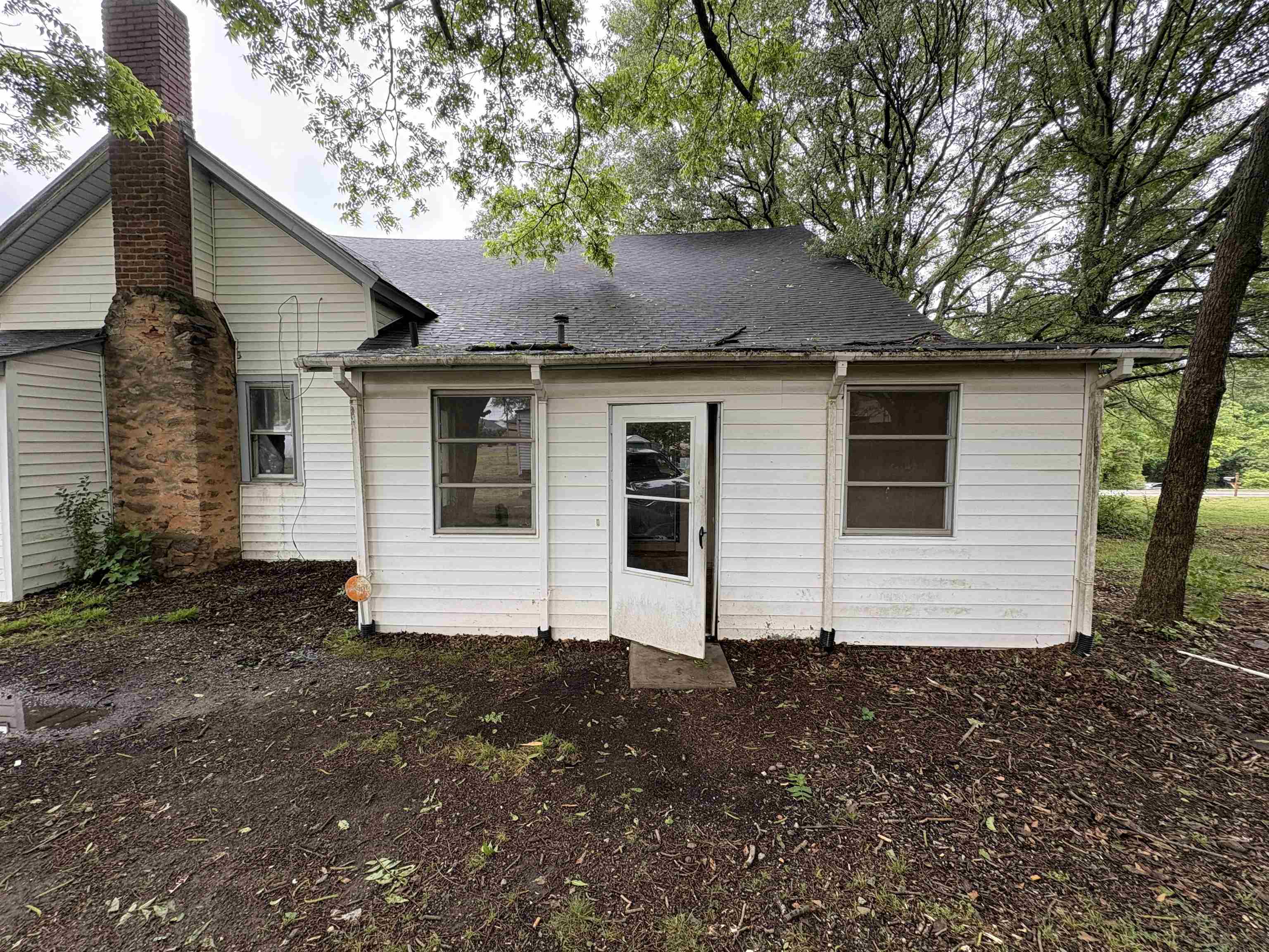 64 East Main Street Inman, SC 29349 - Photo 27 of 48 Wraparound-Screened-Porch-Matu