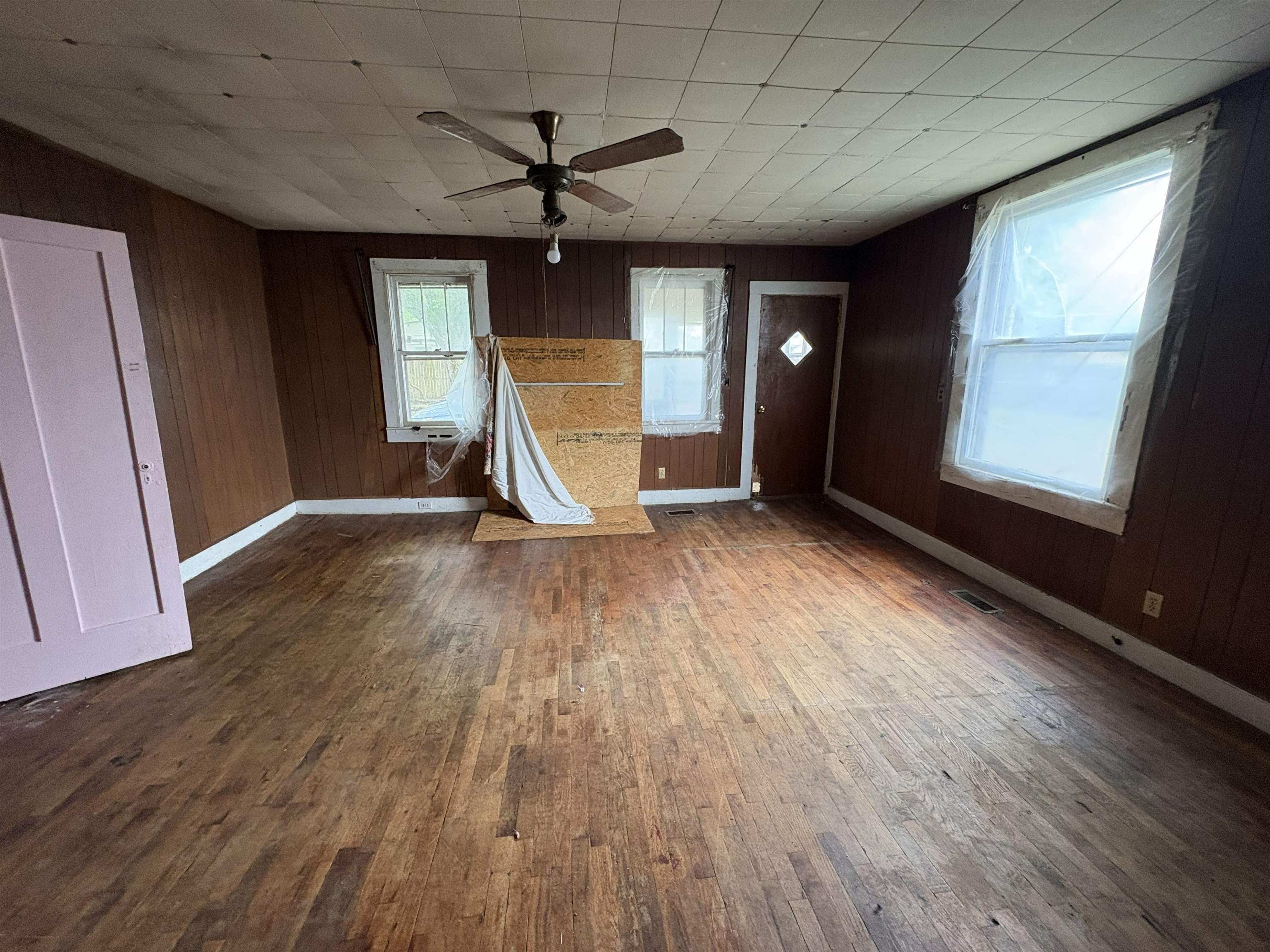 64 East Main Street Inman, SC 29349 - Photo 32 of 48 Spacious-Living-Room-Original