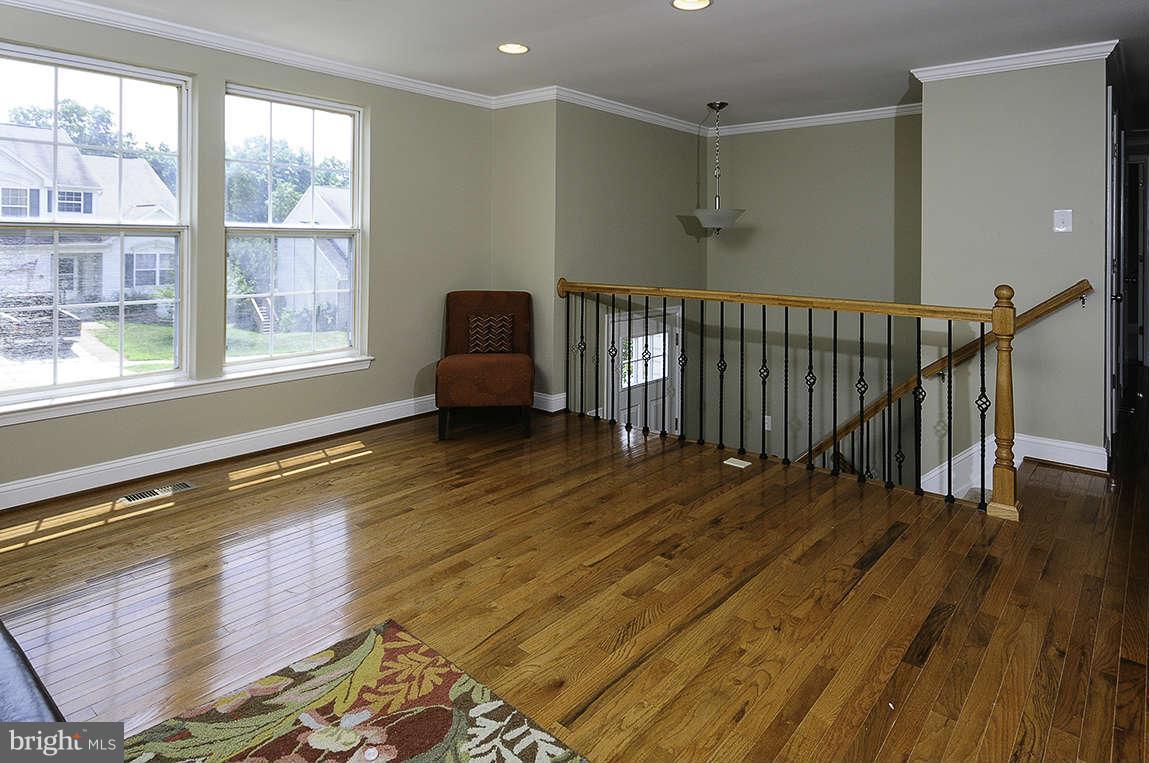 370 Enfield Road Joppa, MD 21085 - Photo 2 of 22 Living Room
