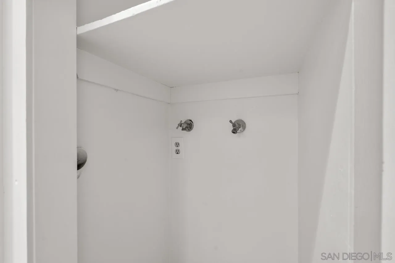 6747 Friars Road, Unit 110 San Diego, CA 92108 - Photo 14 of 24 a view of a small space