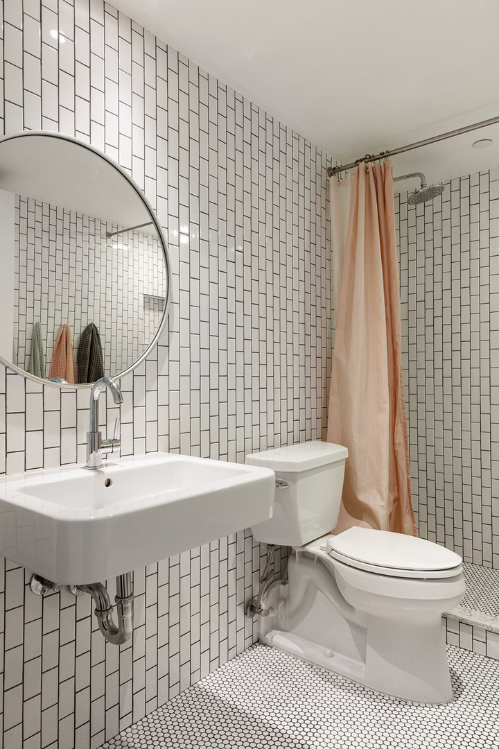 22 North Morgan Street, Unit 215 Chicago, IL 60607 - Photo 15 of 27 a bathroom with a sink toilet and shower