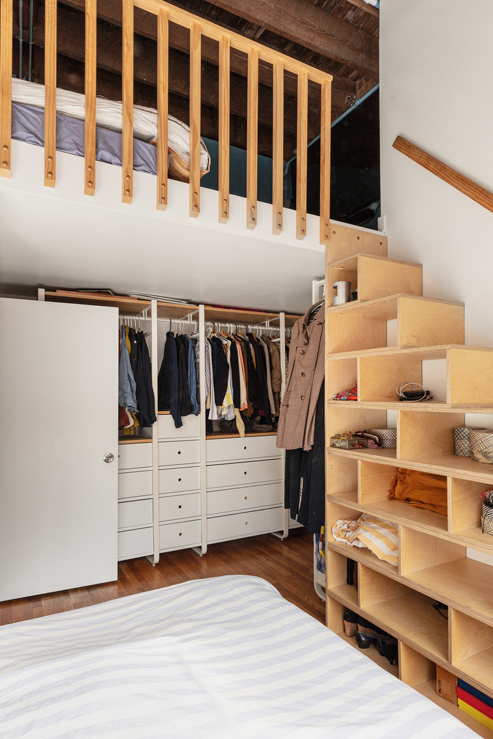 22 North Morgan Street, Unit 215 Chicago, IL 60607 - Photo 21 of 27 a view of a balcony with furniture