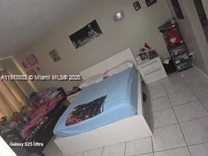 a view of entryway and hall