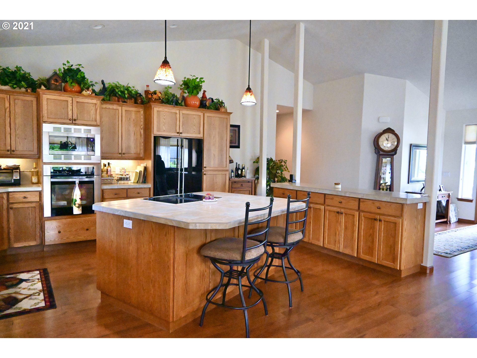 22505 Southeast Howlett Road Eagle Creek, OR 97022 - Photo 11 of 32 Gallery Image 11