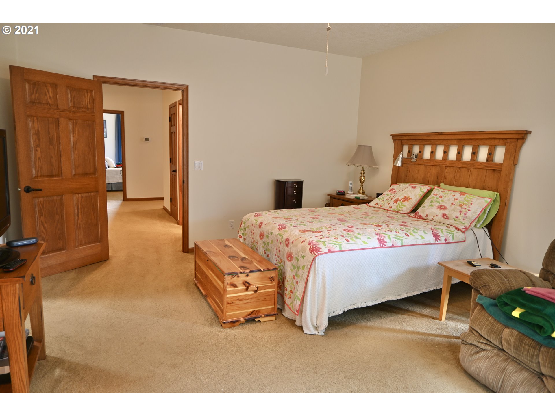 22505 Southeast Howlett Road Eagle Creek, OR 97022 - Photo 13 of 32 Gallery Image 13