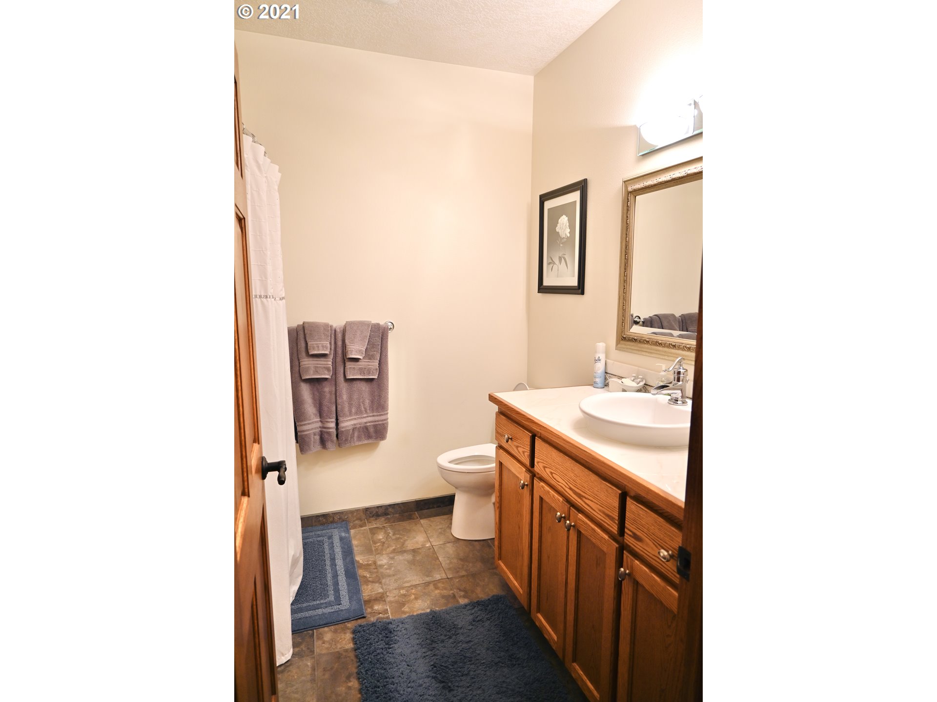 22505 Southeast Howlett Road Eagle Creek, OR 97022 - Photo 18 of 32 Gallery Image 18