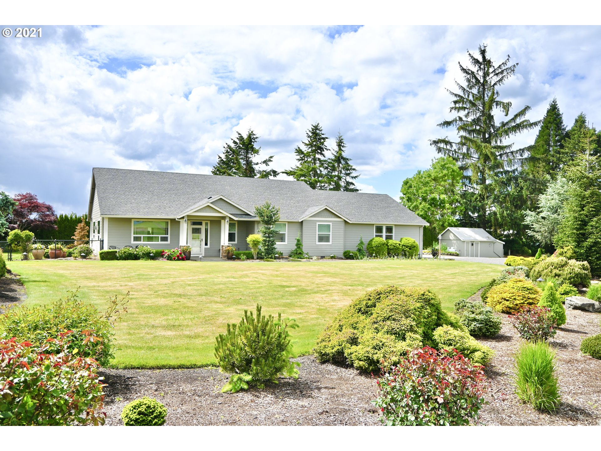 22505 Southeast Howlett Road Eagle Creek, OR 97022 - Photo 31 of 32 Gallery Image 31
