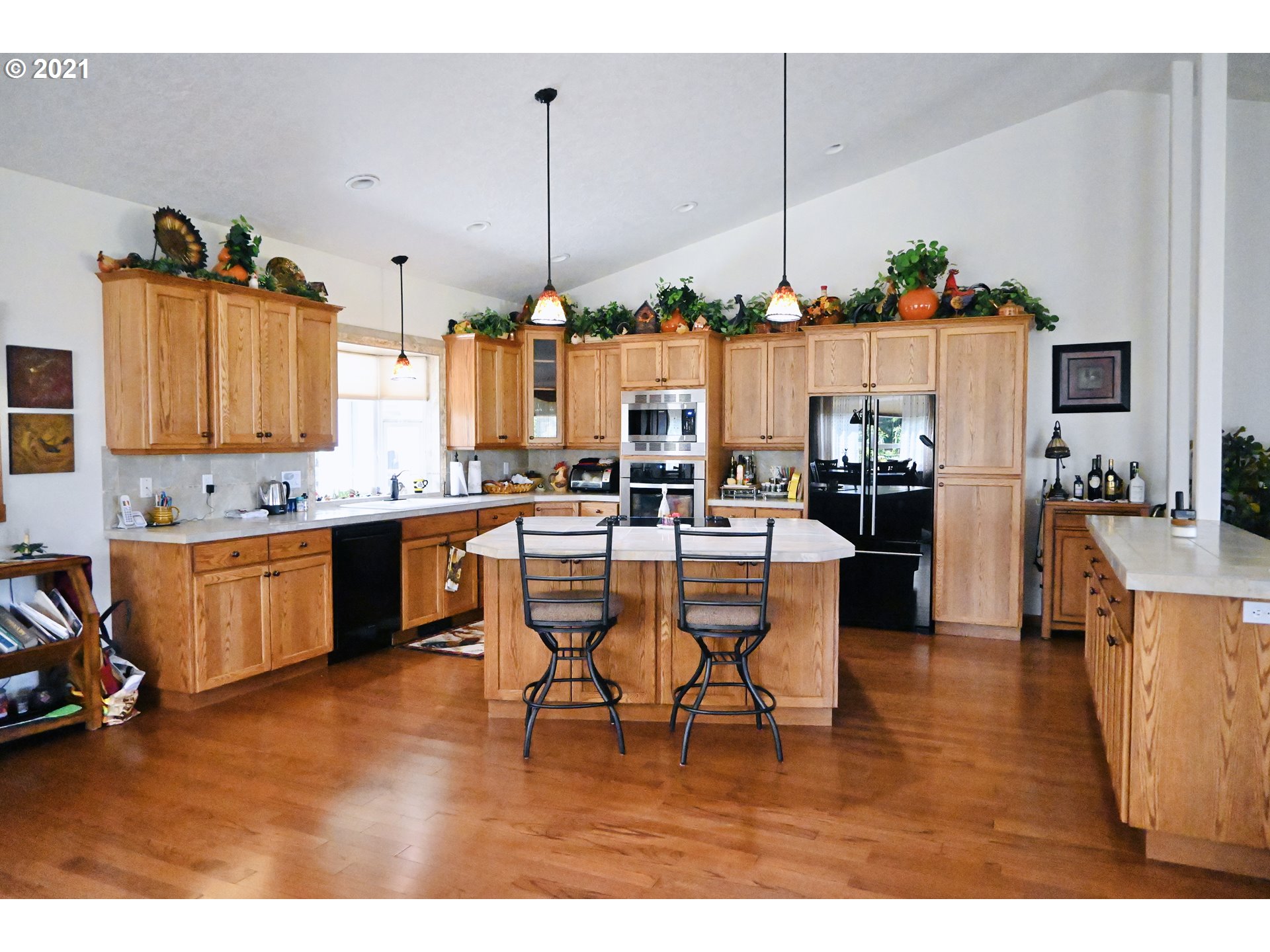 22505 Southeast Howlett Road Eagle Creek, OR 97022 - Photo 10 of 32 Gallery Image 10