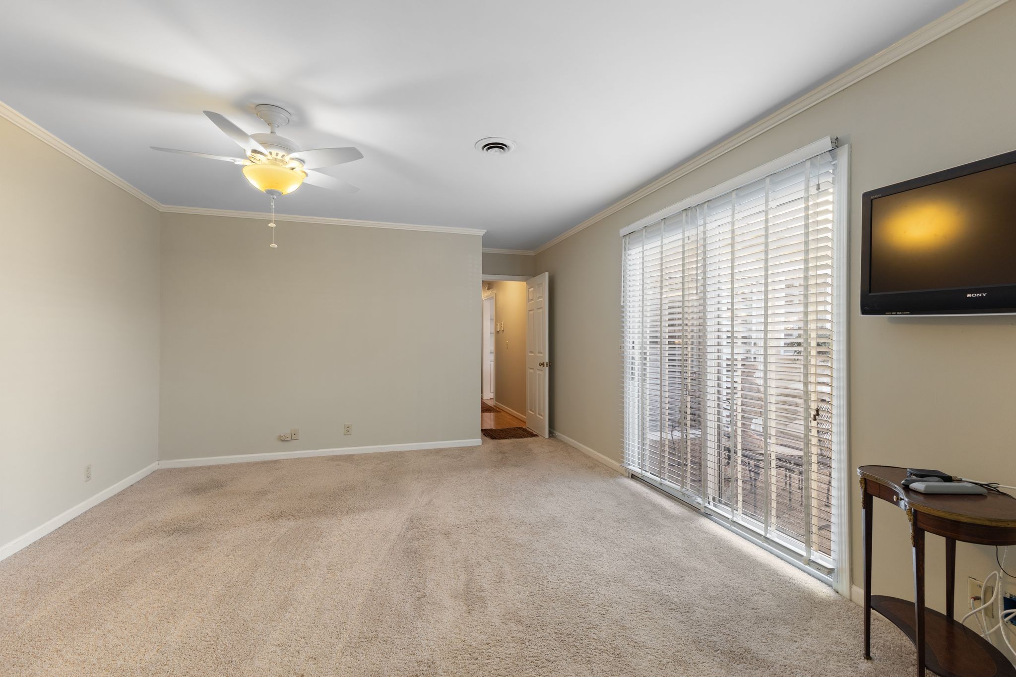8207 Sawyer Brown Road, Unit M1 Nashville, TN 37221 - Photo 14 of 25 a view of empty room with a window