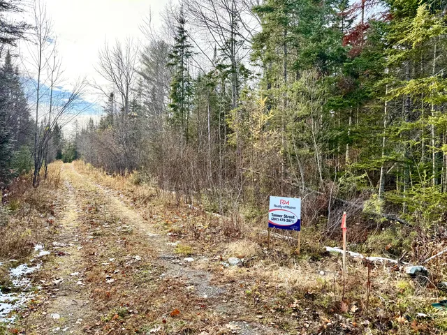 $24,000 | 14-2 Hemlock Drive, Hudson, ME 04449