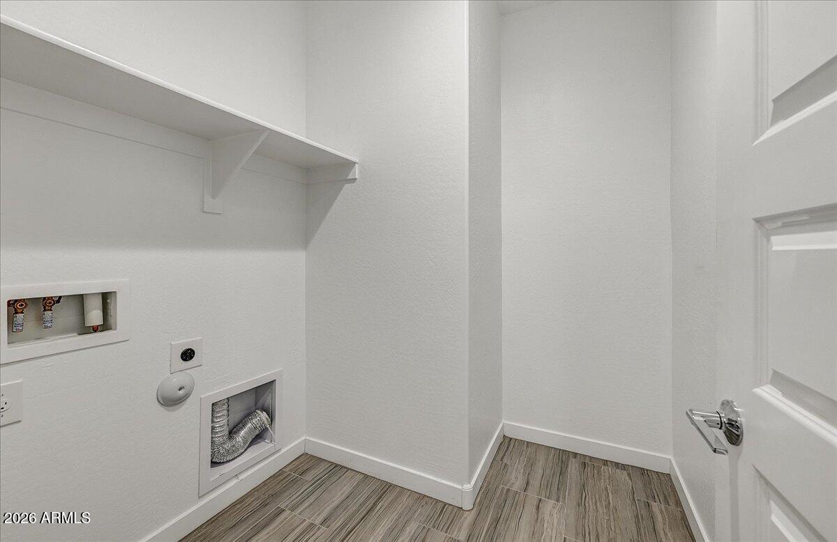 1642 West Monte Way Phoenix, AZ 85041 - Photo 14 of 20 a view of utility room