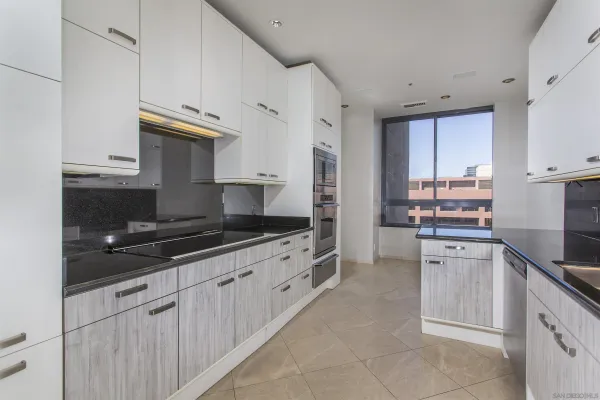 $5,000 | 700 Front Street, Unit 805, San Diego, CA 92101