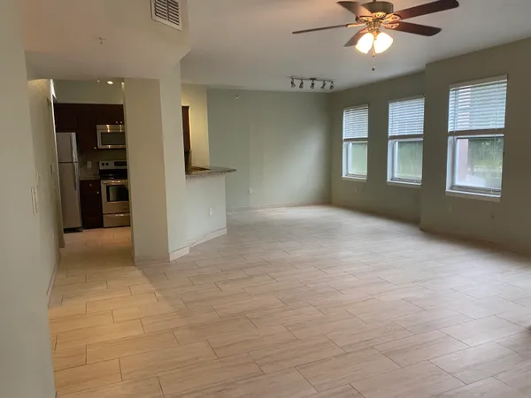 $2,675 | 6920 West Sample Road, Unit 6920, Pompano Beach, FL 33063
