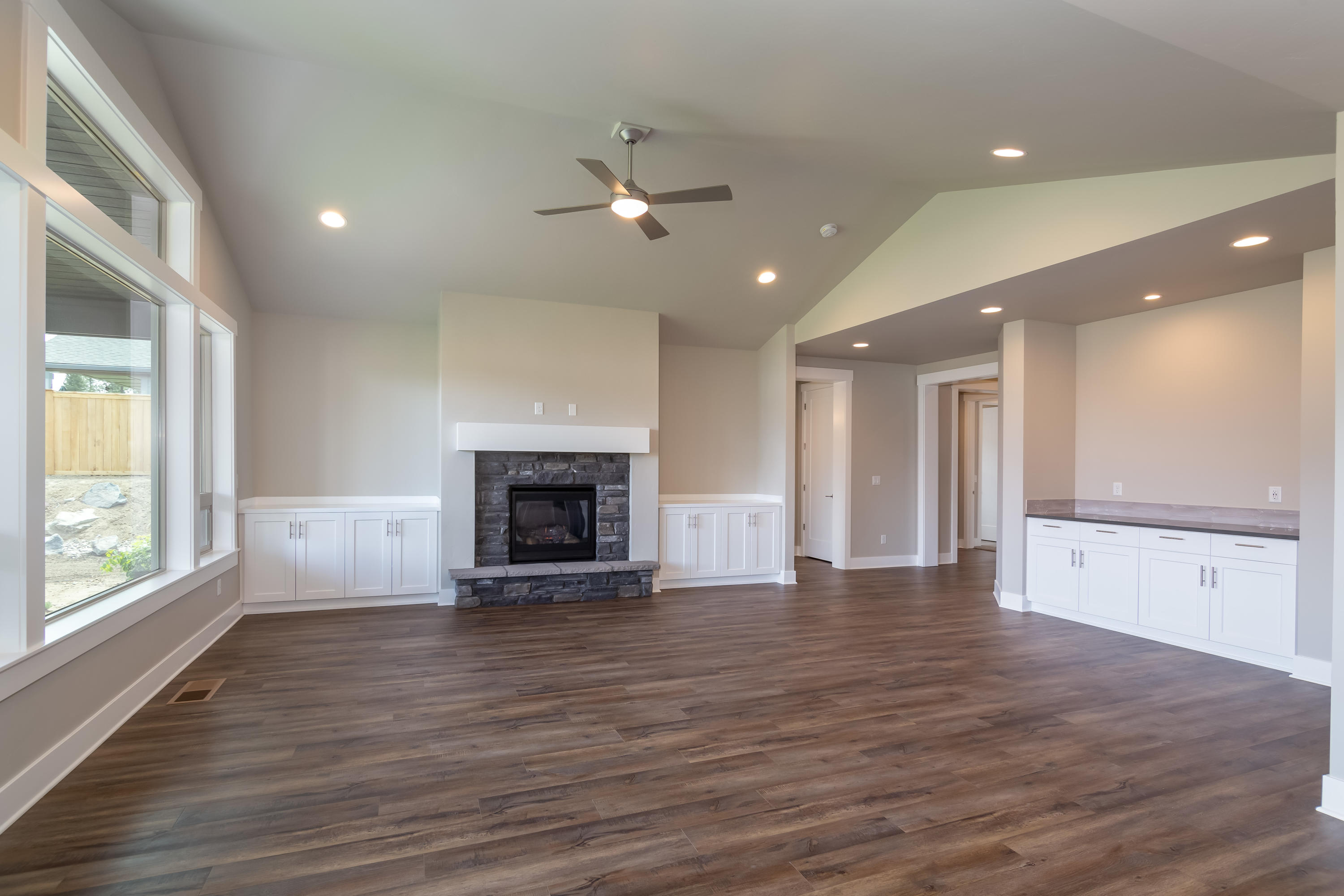 60860 River Rim Drive Bend, OR 97702 - Photo 3 of 23 60860-RiverRimDr-10