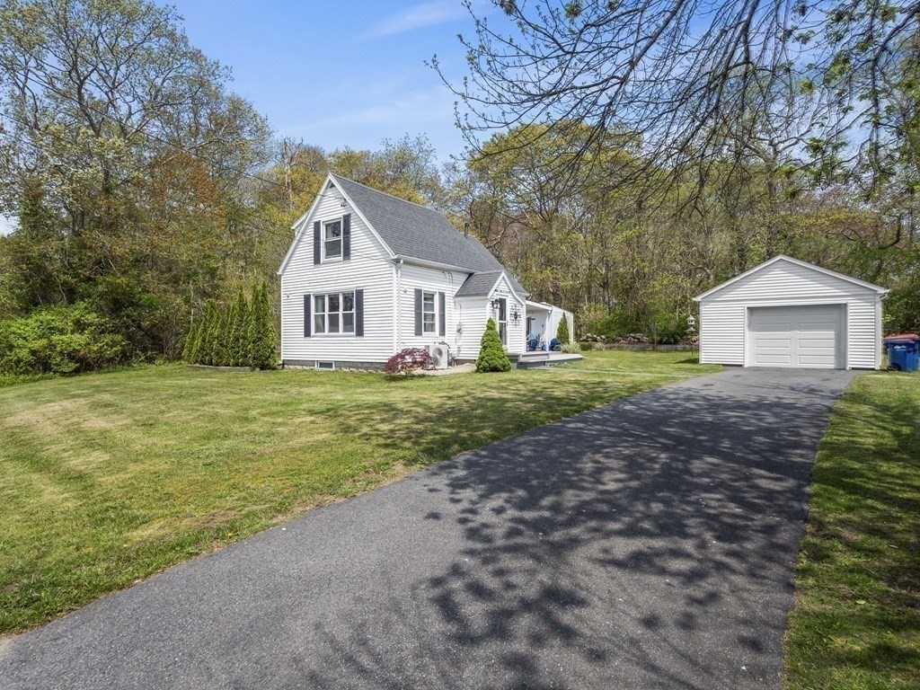 41 Torrington Road Fairhaven, MA 02719 - Photo 2 of 41 Gallery Image 2