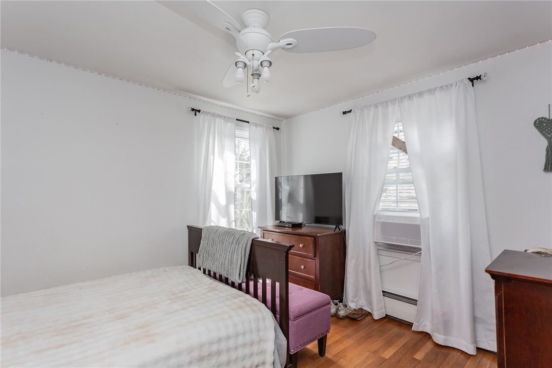 39 Butler Street Cranston, RI 02920 - Photo 12 of 26 Gallery Image 12