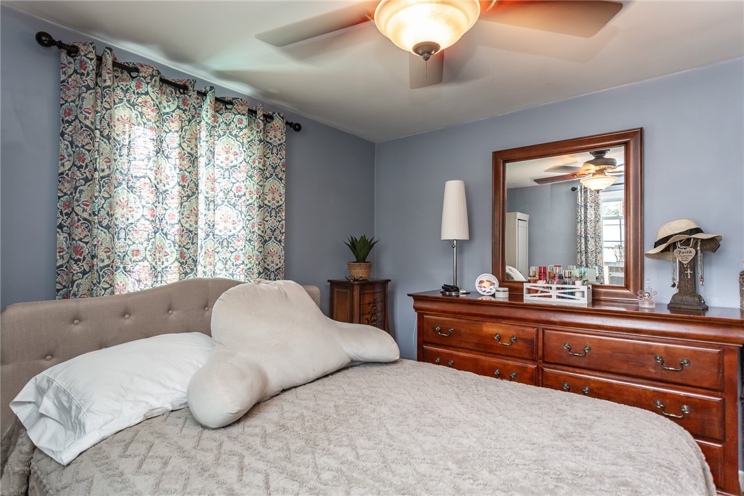 39 Butler Street Cranston, RI 02920 - Photo 16 of 26 Gallery Image 16