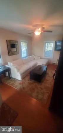 $2,500 | 127 South Warner Street, Woodbury, NJ 08096