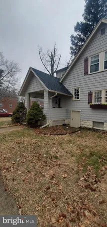 $2,500 | 127 South Warner Street, Woodbury, NJ 08096