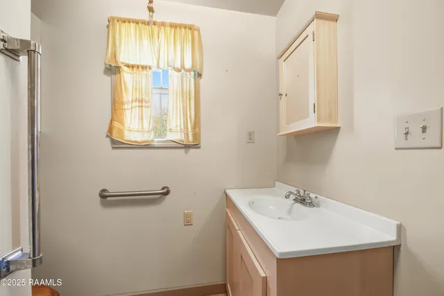 $90,000 | 402 Fruge Street, Mermentau, LA 70556