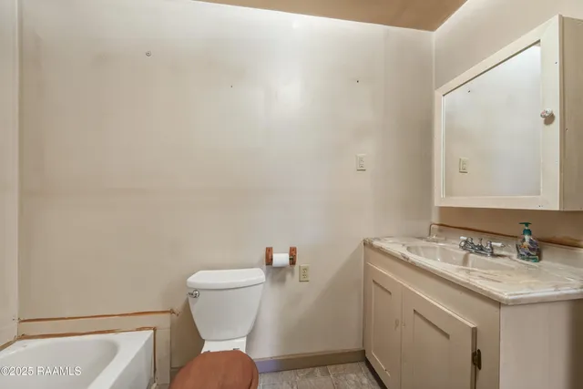 $90,000 | 402 Fruge Street, Mermentau, LA 70556