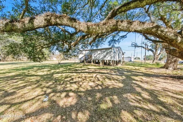 $90,000 | 402 Fruge Street, Mermentau, LA 70556