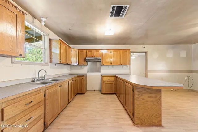 $90,000 | 402 Fruge Street, Mermentau, LA 70556