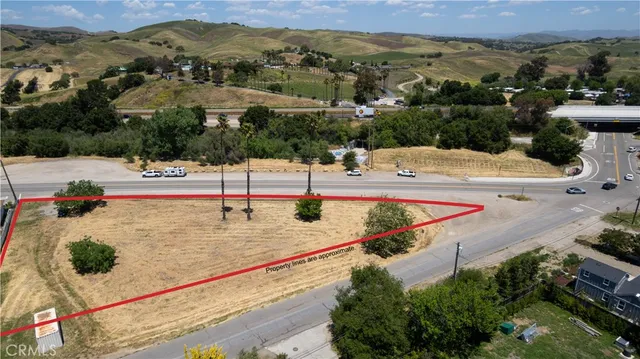 $1,250,000 | 742 Bell Street, Los Alamos, CA 93440