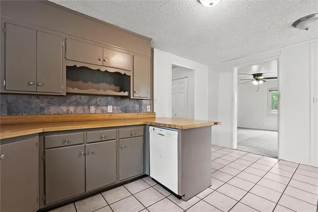 $199,900 | 701 West 24th Street, Independence, MO 64055