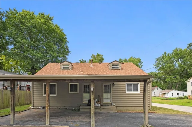 $199,900 | 701 West 24th Street, Independence, MO 64055