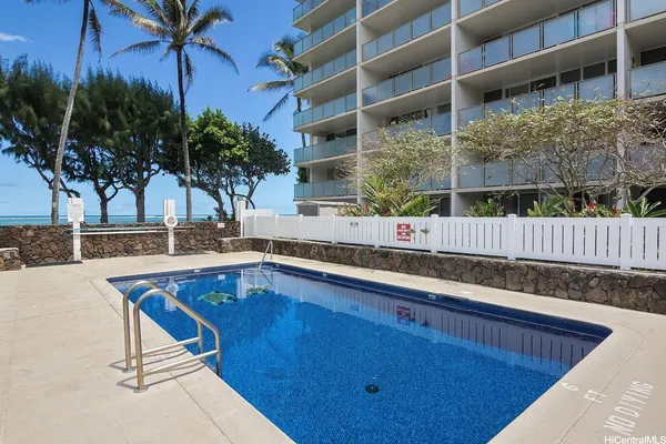 $2,300 | 53-549 Kamehameha Highway, Unit 607, Hauula, HI 96717
