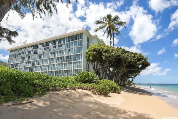 $2,300 | 53-549 Kamehameha Highway, Unit 607, Hauula, HI 96717