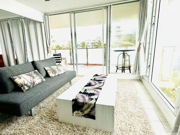 $2,300 | 53-549 Kamehameha Highway, Unit 607, Hauula, HI 96717