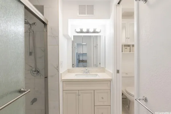 $2,300 | 53-549 Kamehameha Highway, Unit 607, Hauula, HI 96717