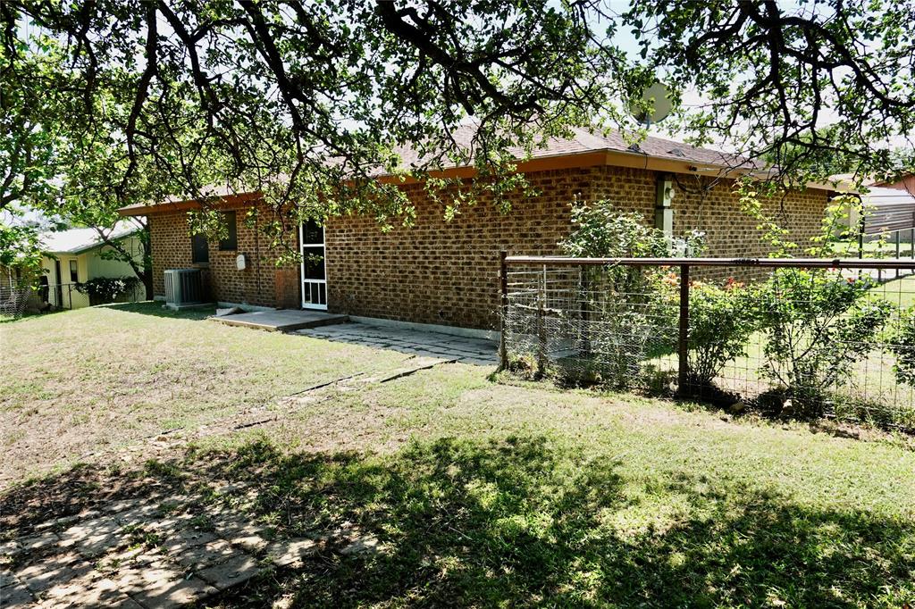 1402 Allen Road Goldthwaite, TX 76844 - Photo 23 of 28