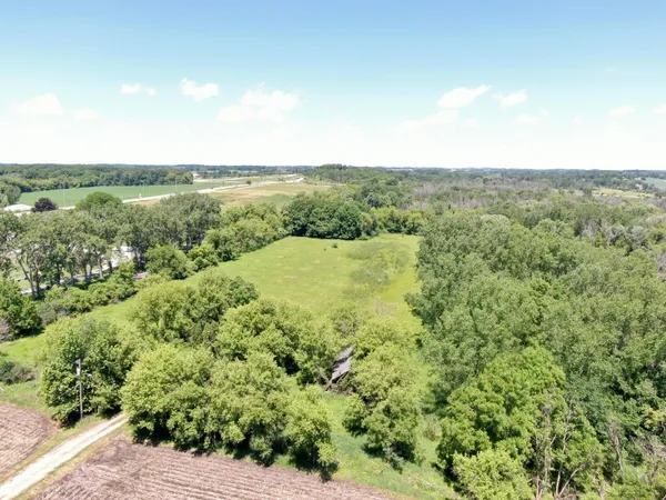 $295,000 | 1001 Girard Street, Watertown, WI 53098