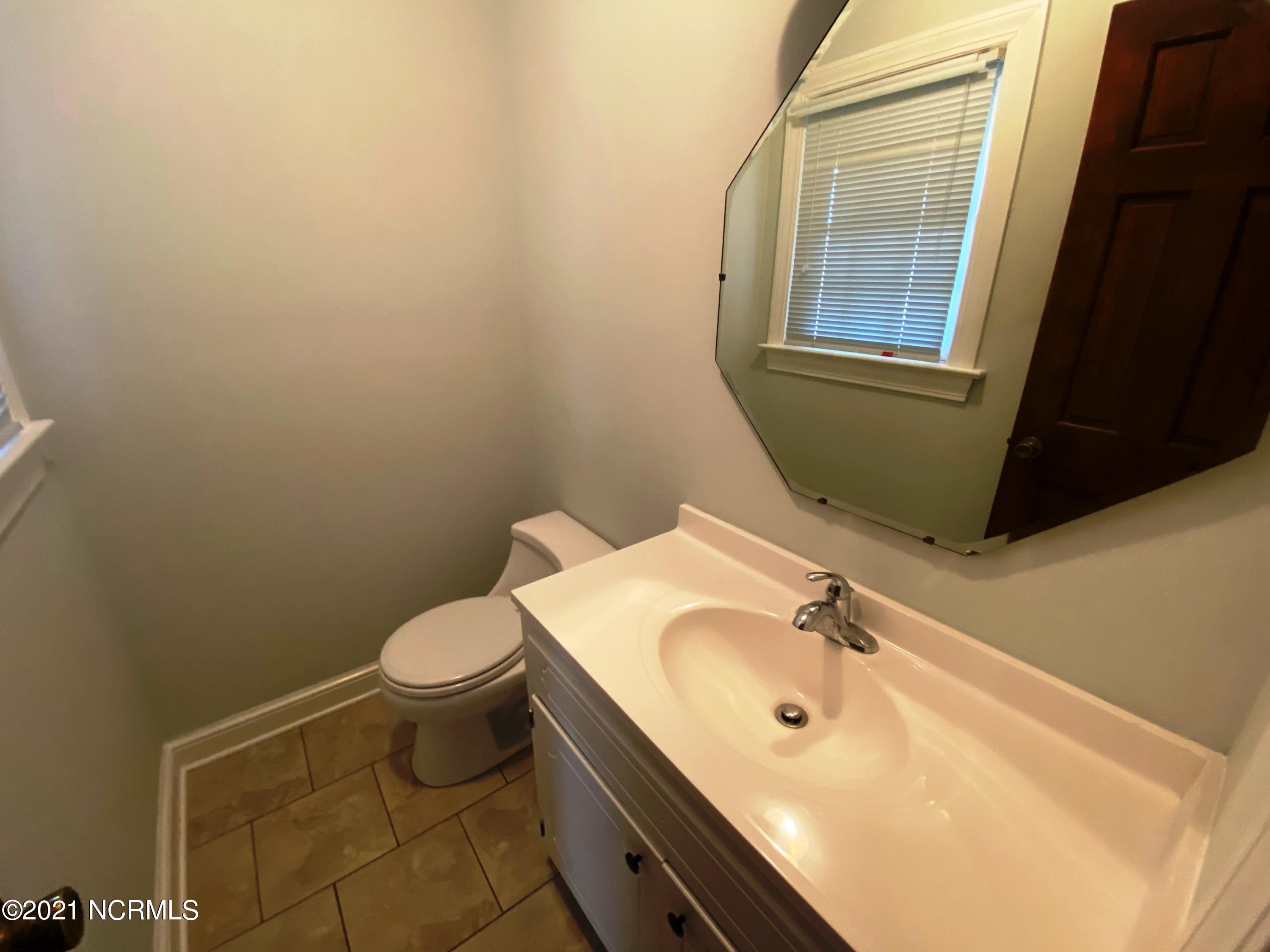 1904 Tryon Road New Bern, NC 28560 - Photo 19 of 53 Half Bath