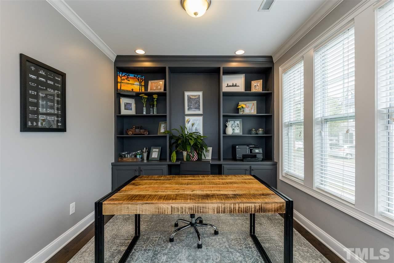 772 Fallon Grove Way Raleigh, NC 27608 - Photo 4 of 28