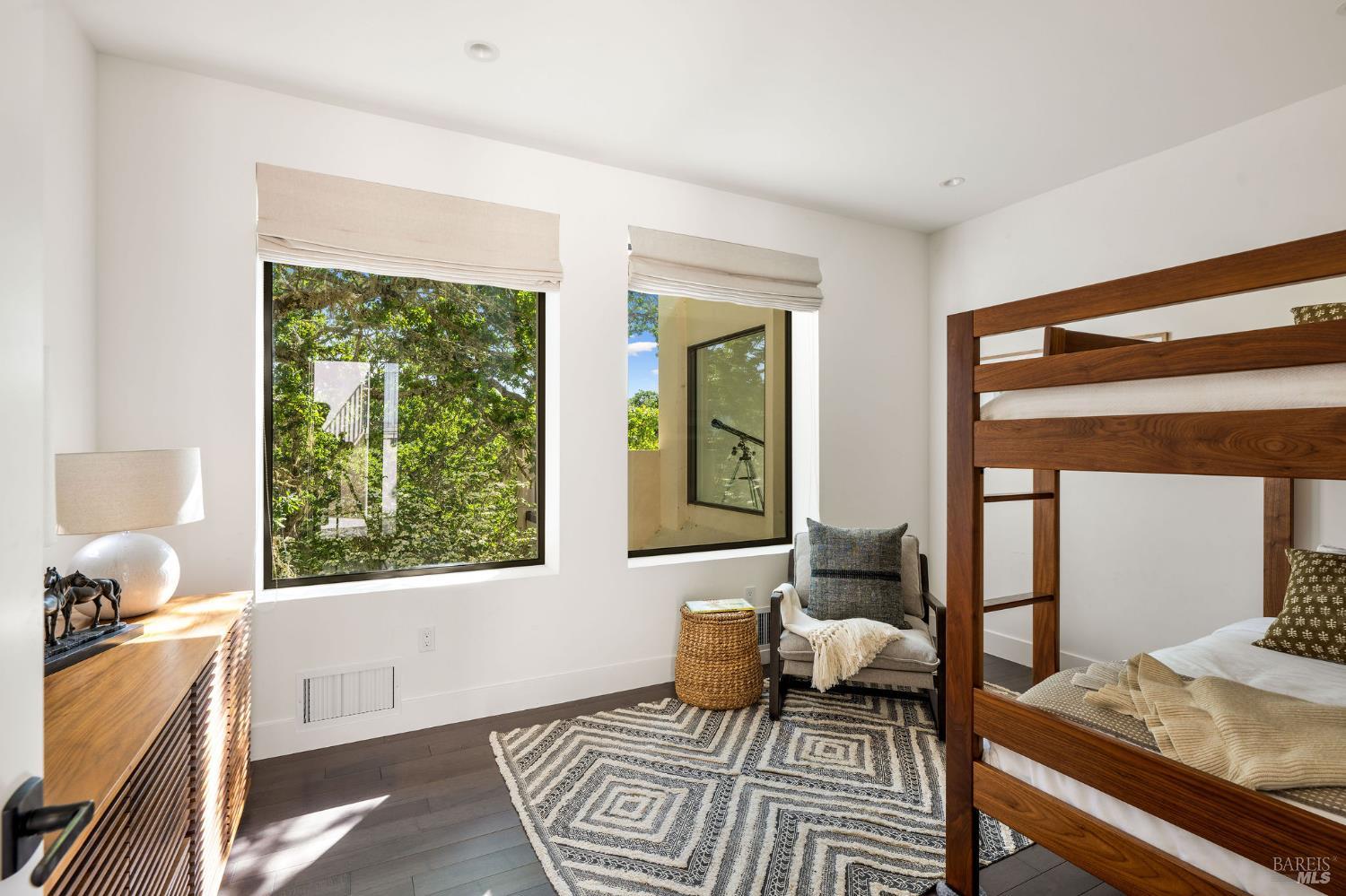 9359 Ladera Road Glen Ellen, CA 95442 - Photo 25 of 45